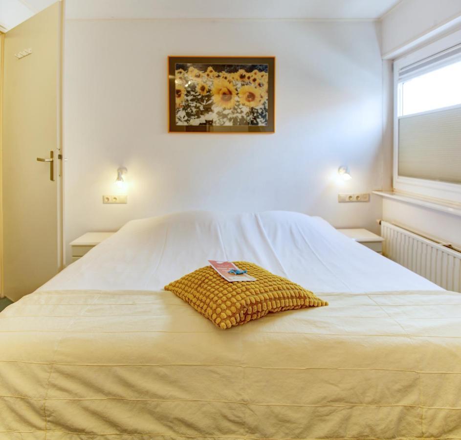 Hotel Kijkduin Домбург Екстер'єр фото